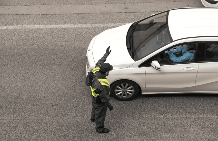 smart pol policia y auto
