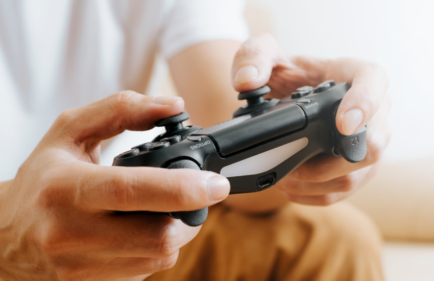 imagen mando de play completo
